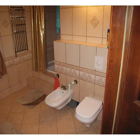 Three-bedroom Holiday In בית נופש *