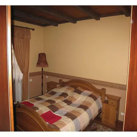 Three-bedroom Holiday In דיוויטי